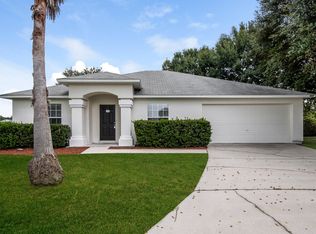 932 Wood Dove Ct, Jacksonville, FL 32221