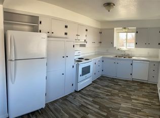 910 Douglas Ave APT C, Loveland, CO 80537
