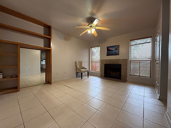 5th image of 3900 Woodchase Dr APT 109