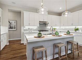 24561 Via La Sombrilla, Santa Clarita, CA 91354