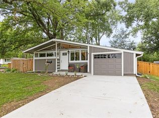 5700 N Michigan Ave, Kansas City, MO 64118