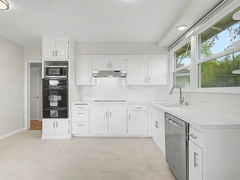 27 Ranchview Rd — Photo 12