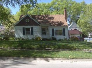 1104 Kimball Ave, Waterloo, IA 50702