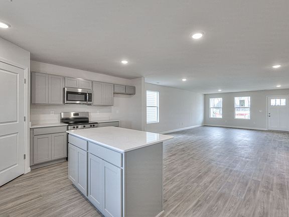 5th image of 648 Cedar Brook Dr Lot 172