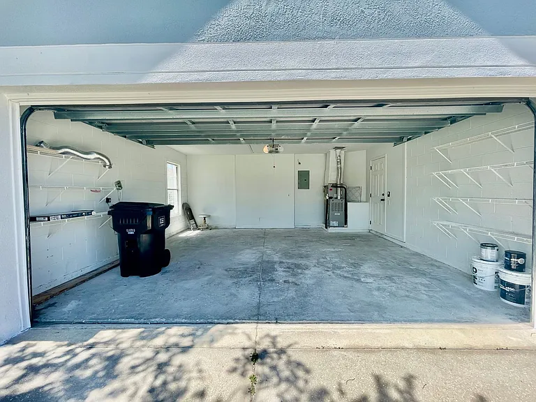 3302 Santa Monica Dr — Photo 21