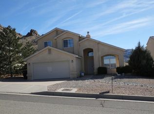 124 Camino De La Sierra NE, Albuquerque, NM 87123