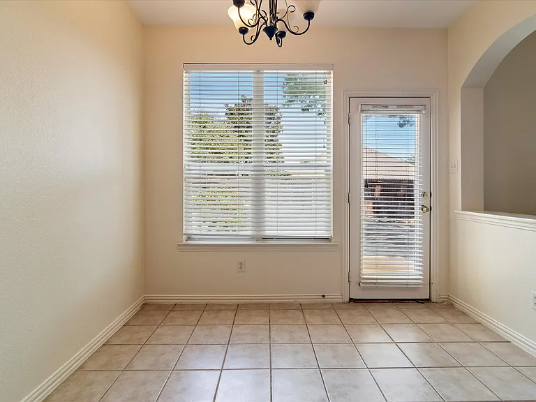 3501 Jackson Dr — Photo 17