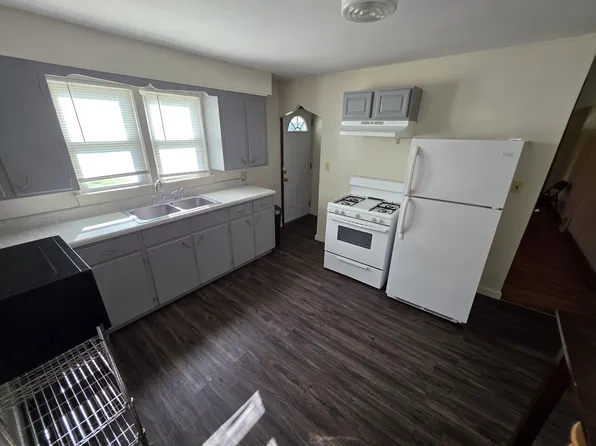 923 E 38th St, Erie, PA 16504