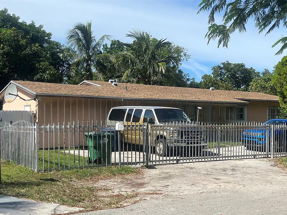 1st image of 427 NE 160th Street