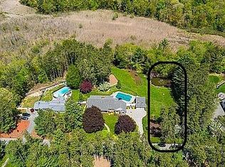 44 Candlewood Dr, Topsfield, MA 01983