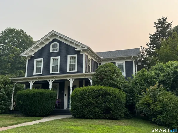 126 Main Street, East Hampton, CT 06424