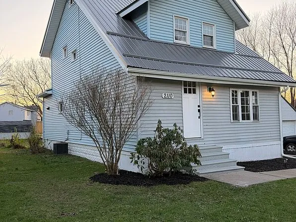 2110 Saltsman Rd, Erie, PA 16510