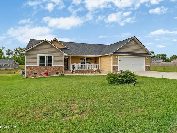 645 Colby Cir, Crossville, TN 38571