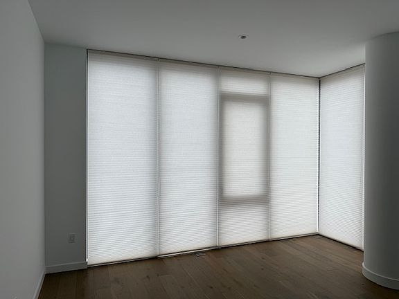 5th image of 10232 NE 10th St Unit 612