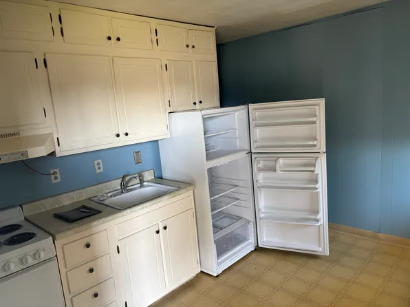 233 E 7th St #3, Sheridan, IN 46069