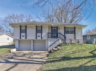 1500 SE Stratford St, Blue Springs, MO 64014
