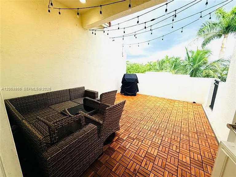 12403 NW 18th Ct #Townhouse 12403 — Photo 33