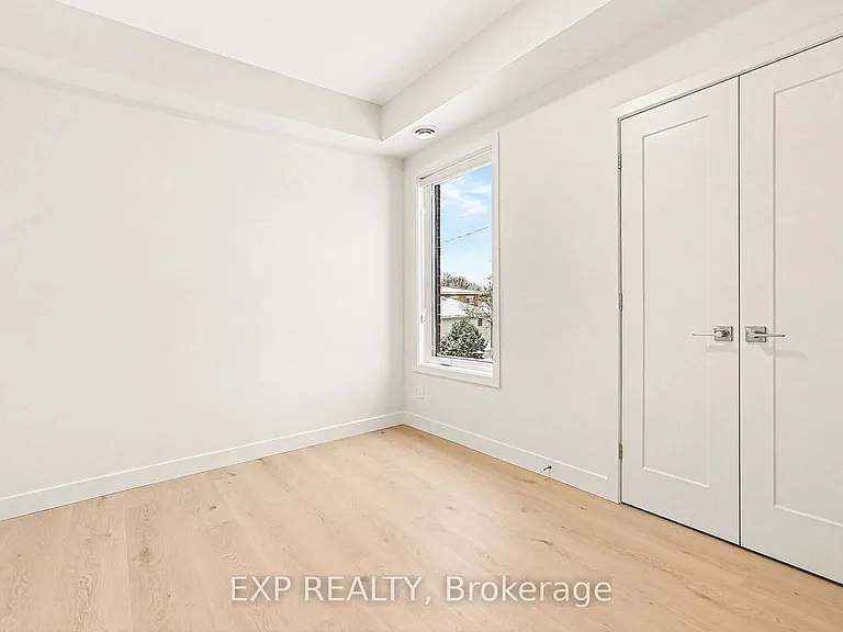 1301 Dorchester Ave — Photo 9
