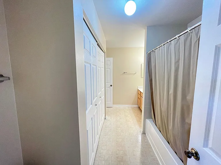 2908 Rutland Cir — Photo 12
