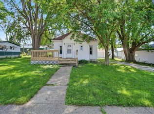 714 W Sycamore St, Ogden, IA 50212