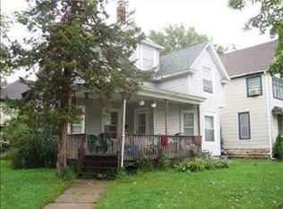 364 15th St SE, Cedar Rapids, IA 52403