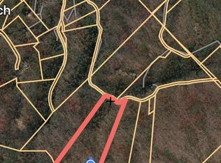 516 Redwood Ln, Ellijay, GA 30540