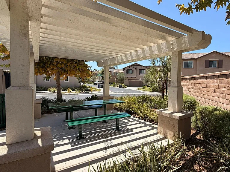 5474 Starlight Pl — Photo 39