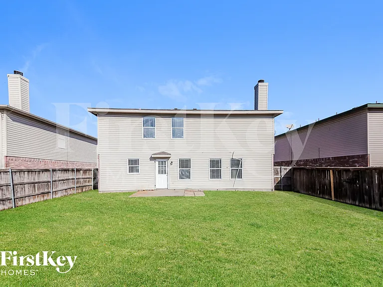 4519 Green Meadow Dr — Photo 15