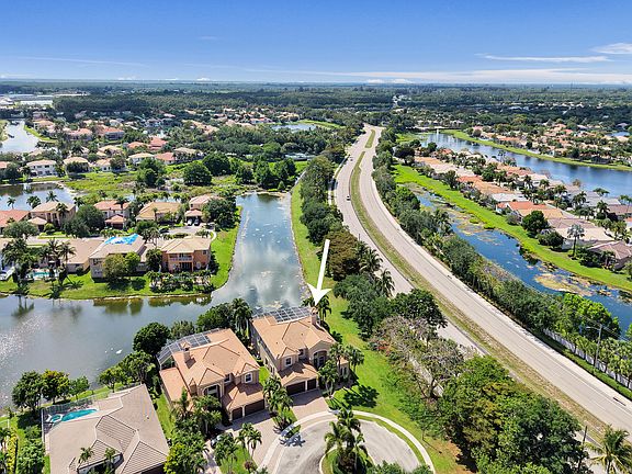 4th image of 7347 Denicola Lane