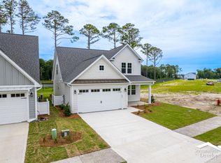 111 Freedom Park Rd, Beaufort, NC 28516