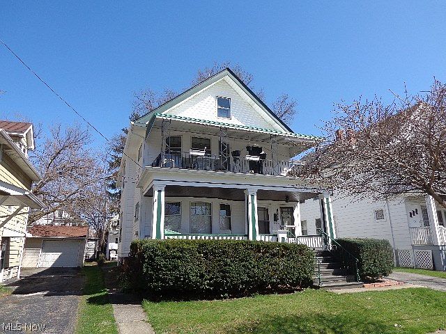 1st image of 1587 Orchard Grove Ave #1589