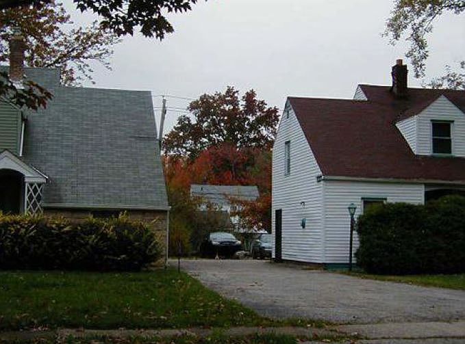 2nd image of 19303 Shakerwood Rd