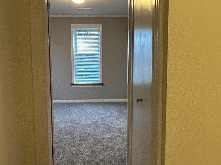 5428 Madison St — Photo 12