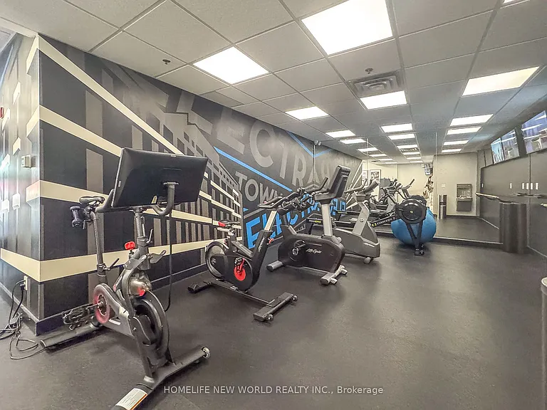 1029 King St W #1020 — Photo 22