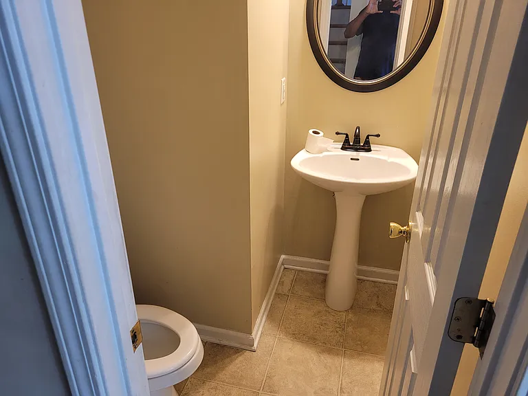 618 Millrun Ct — Photo 23