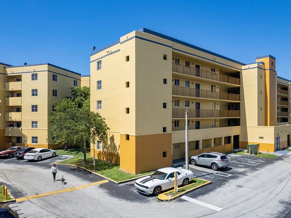 1st image of 14951 SW 82nd Ln #17-402