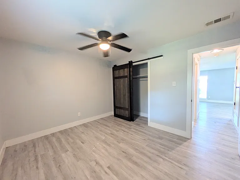 1309 W Hopkins St #A — Photo 13