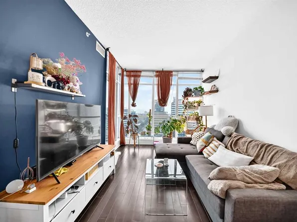 788 W 12th Ave SW #1504, Calgary, AB T2R 0H1