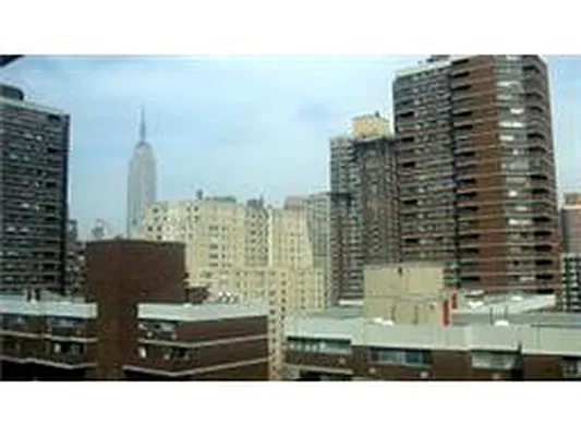 Rented by Douglas Elliman | media 38