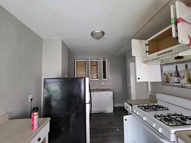 103-105 Lombard St #105-1 — Photo 2