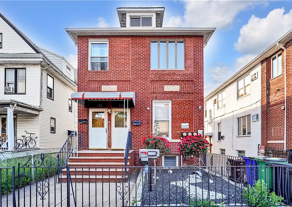 1st image of 132 Bay 28th St