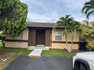 Devon-Aire Villas, Miami, FL 33186