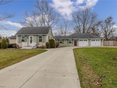 2648 Warner Rd, Hinckley, OH, 44233