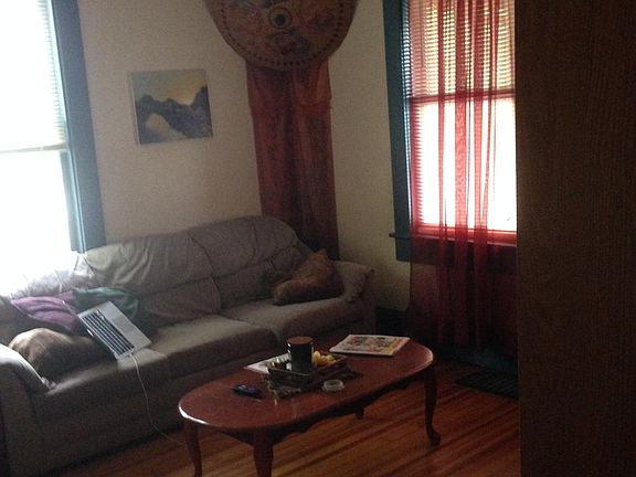 4th image of 224 Broadway St