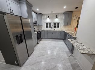 1116 McClellan St, Schenectady, NY 12309