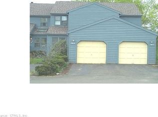745 Long Hill Rd APT B, Middletown, CT 06457
