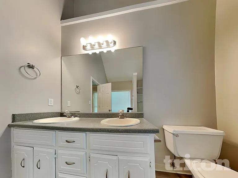 40 Fair Ridge Ct — Photo 10