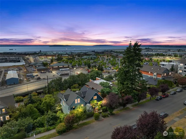 2122 Grand Avenue #1 & 2, Everett, WA 98201