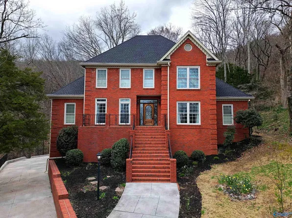 1319 Chesterfield Rd SE, Huntsville, AL 35803