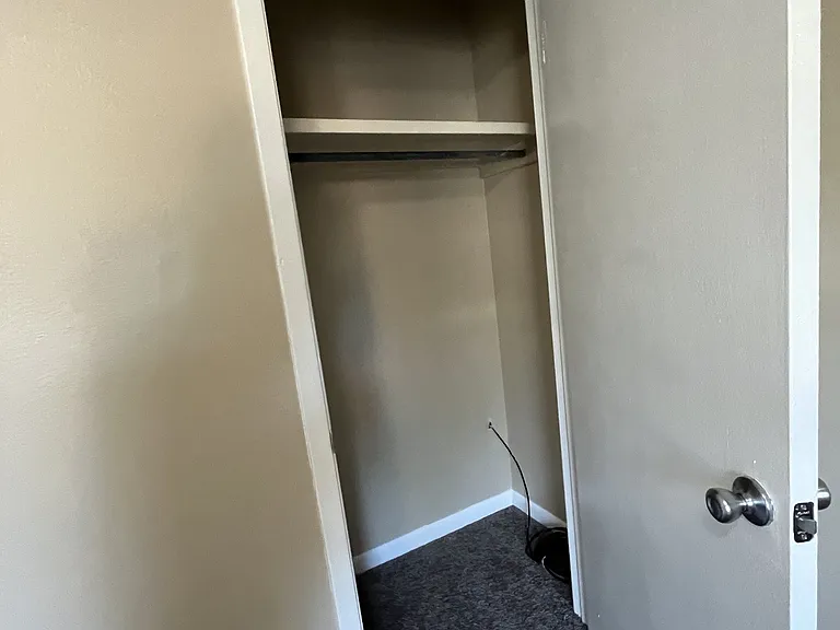 830 Cardinal St — Photo 9